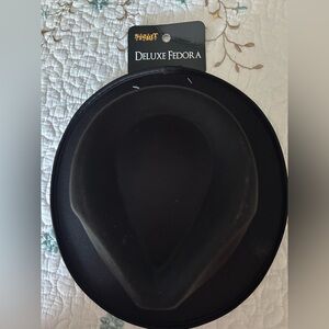 Spirit Classic Black Hat